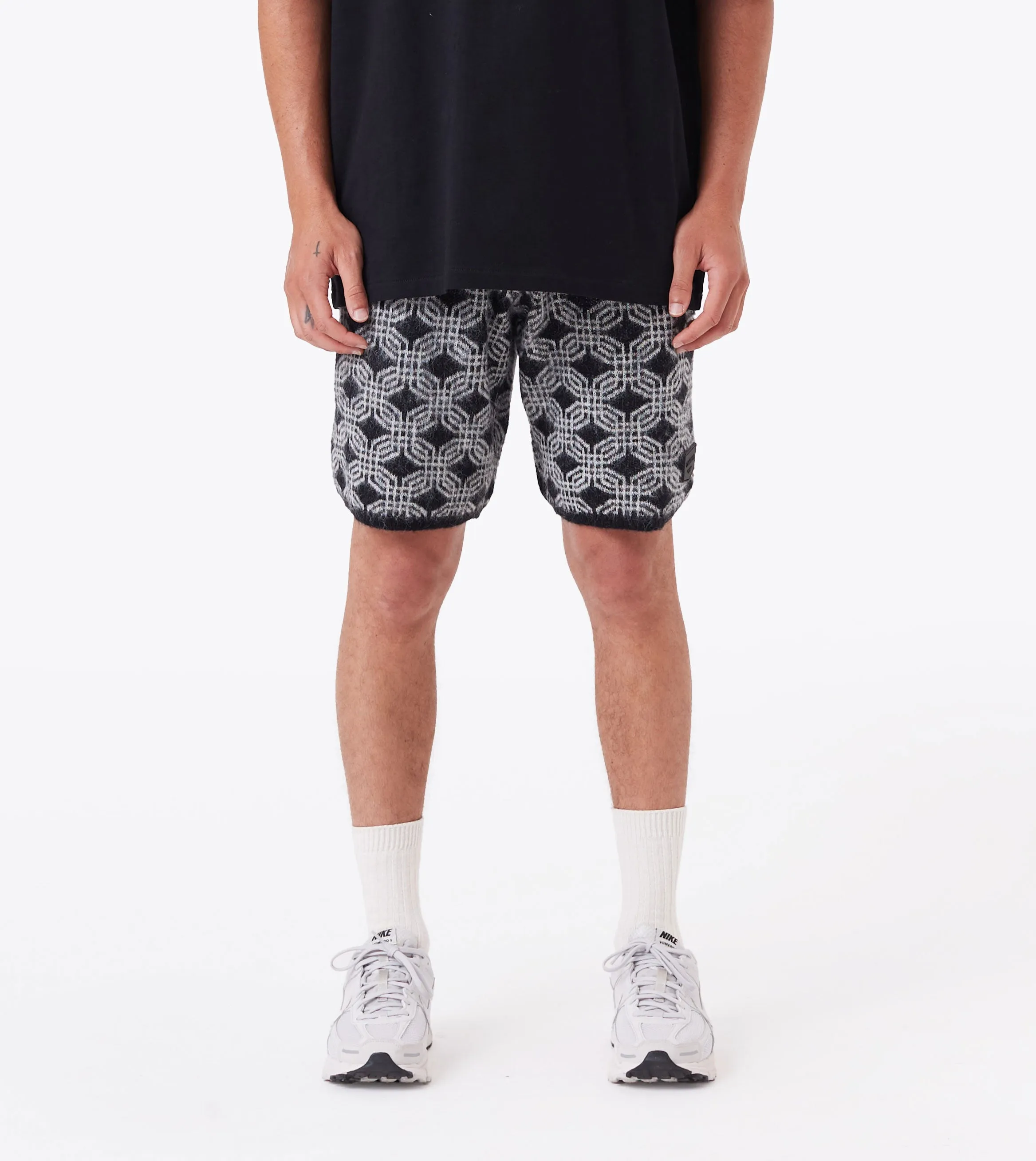 Link-Up Jumpa Knit Short Black/Vintage White