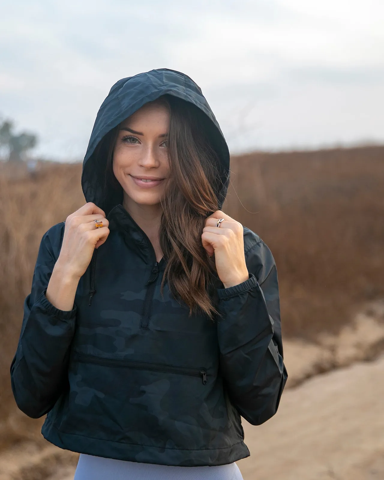 Women’s Lightweight Crop Windbreaker